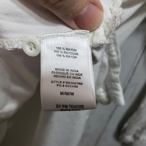 RVCA Women's White Button Down Collared Shirt Blouse Long Sleeve Top Size Medium - Picture 6 of 8